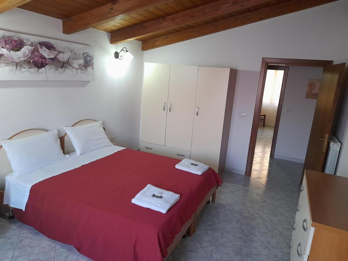 B&B Da Marianna Samugheo Buitenkant foto